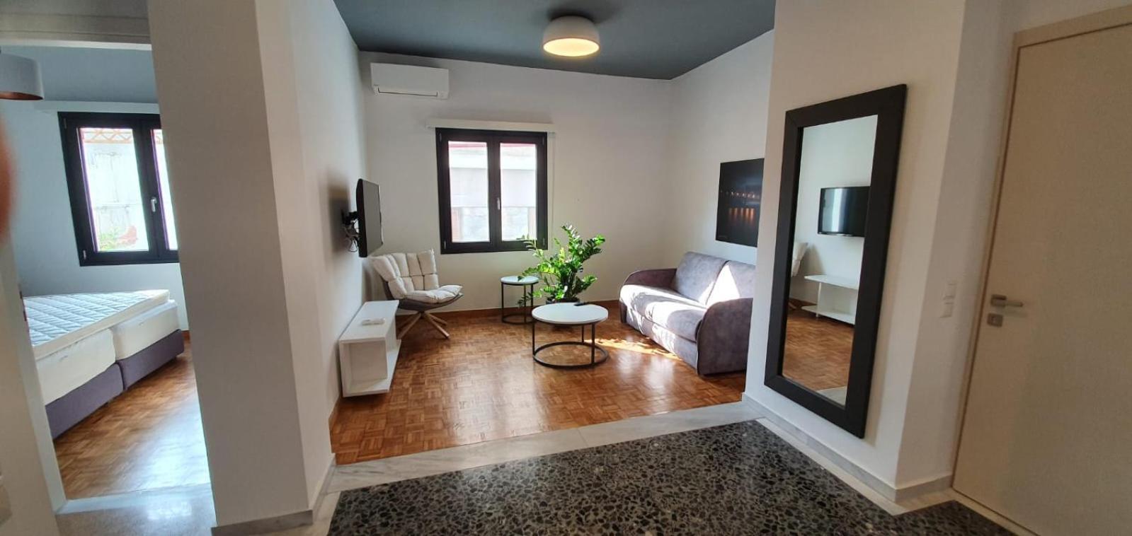 Aonia Luxurious Modern Boutique Apartments Chalkís 外观 照片
